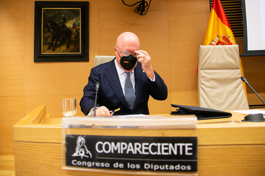 El comisario Villarejo, en la comisión Kitchen del Congreso.