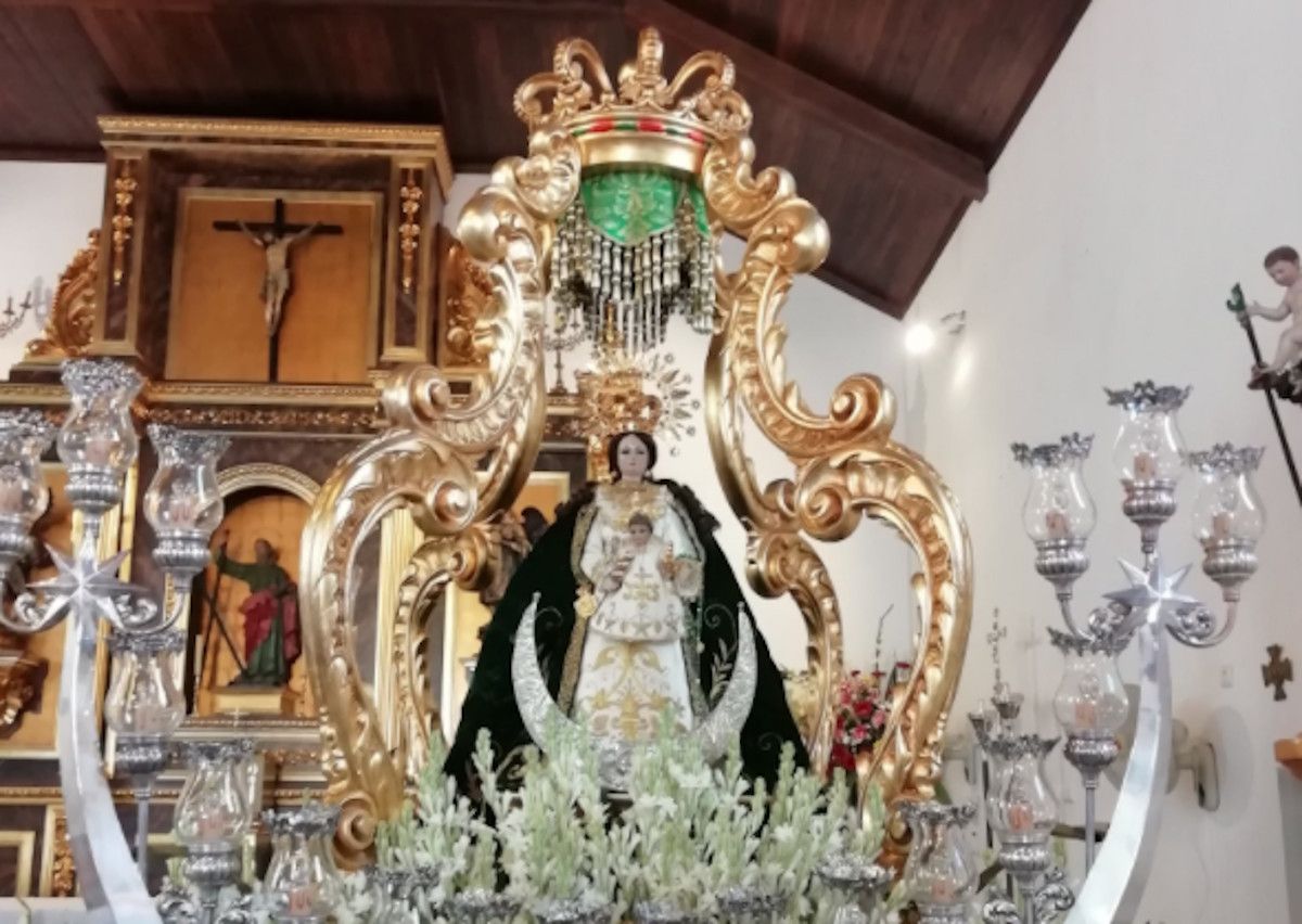 Virgen de la Esperanza, patrona de Sedella, en Málaga.