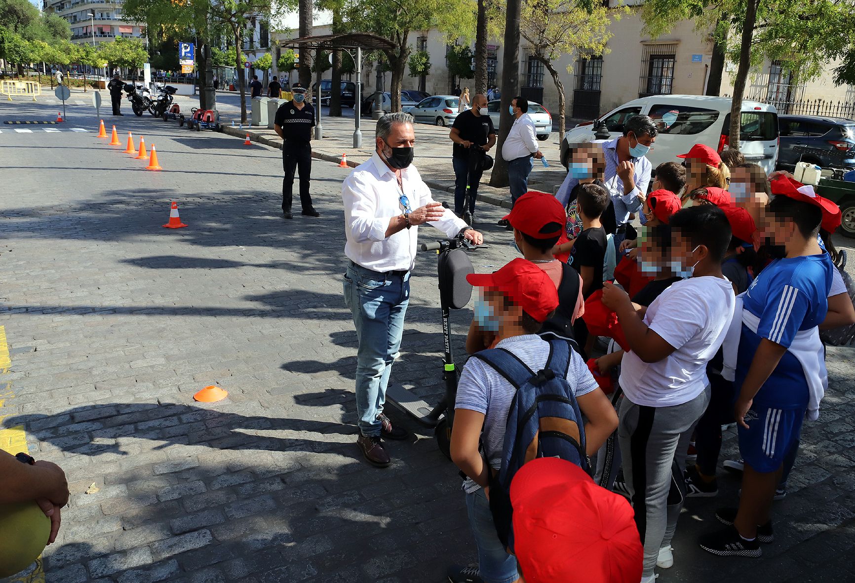 El centro de Jerez tendrá dos aparcamientos 'inteligentes' para bicis y patinetes