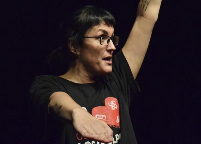 Pamela Palenciano presenta 'No solo duelen los golpes' en la Sala Paúl de Jerez