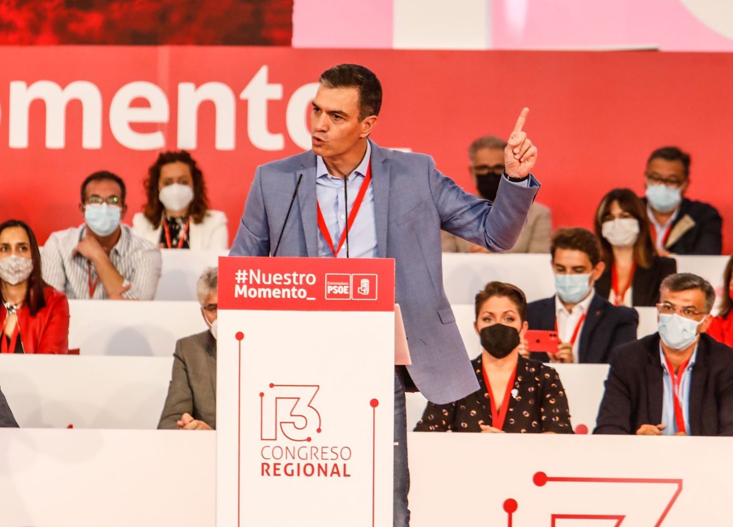 Pedro Sánchez anuncia otros 100 millones en ayudas para amortiguar el tarifazo eléctrico