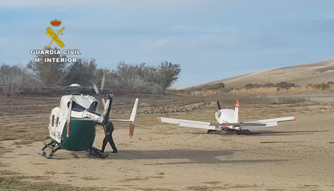 La Guardia Civil en una operación contra el narcotráfico aéreo.