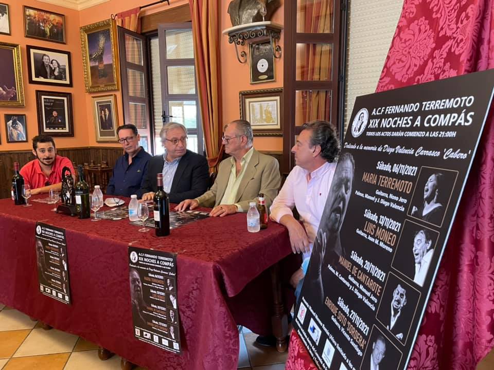 Polémica dedicatoria a 'El Cabero' de las 'Noches a compás' de la peña Terremoto