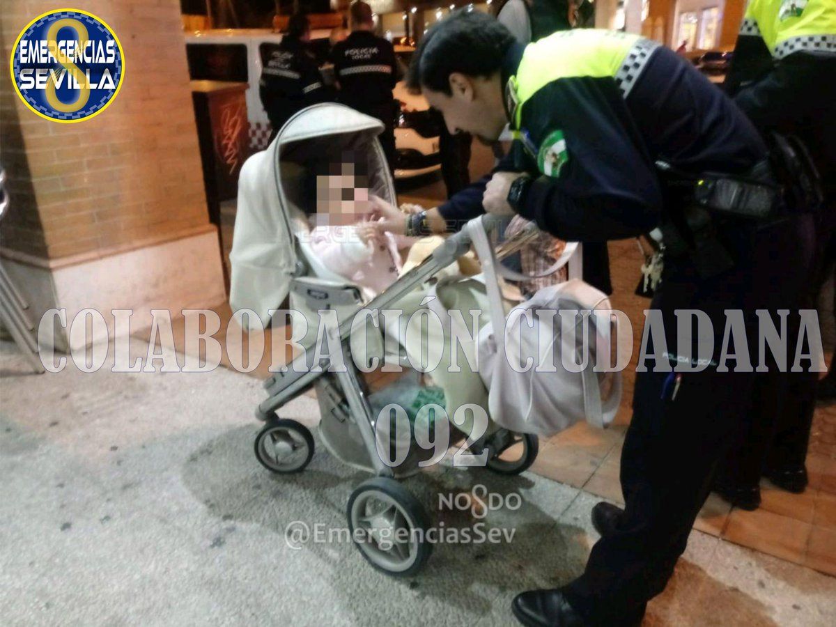 La Policía Local sevillana llamó a la colaboración ciudadana para dar con los padres de la pequeña.