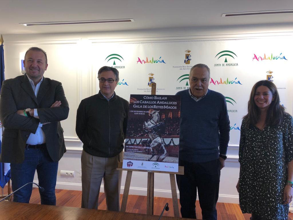 Presentación de la gala extraordinaria en la Real Escuela.