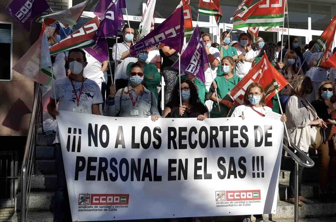 Una de las manifestaciones por la falta de sanitarios en el Servicio Andaluz de Salud.