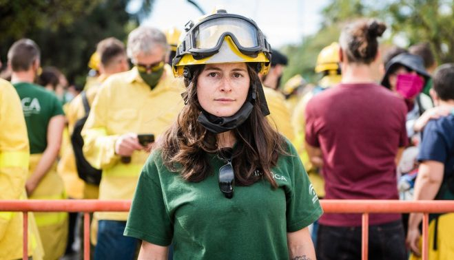 Sonia Garrido, 28 años, bombera forestal especialista luchando por sus derechos.