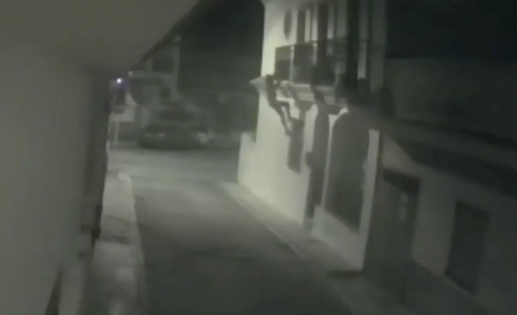 Alertan de "Spider-man" nocturnos que asaltan casas de madrugada en Chipiona
