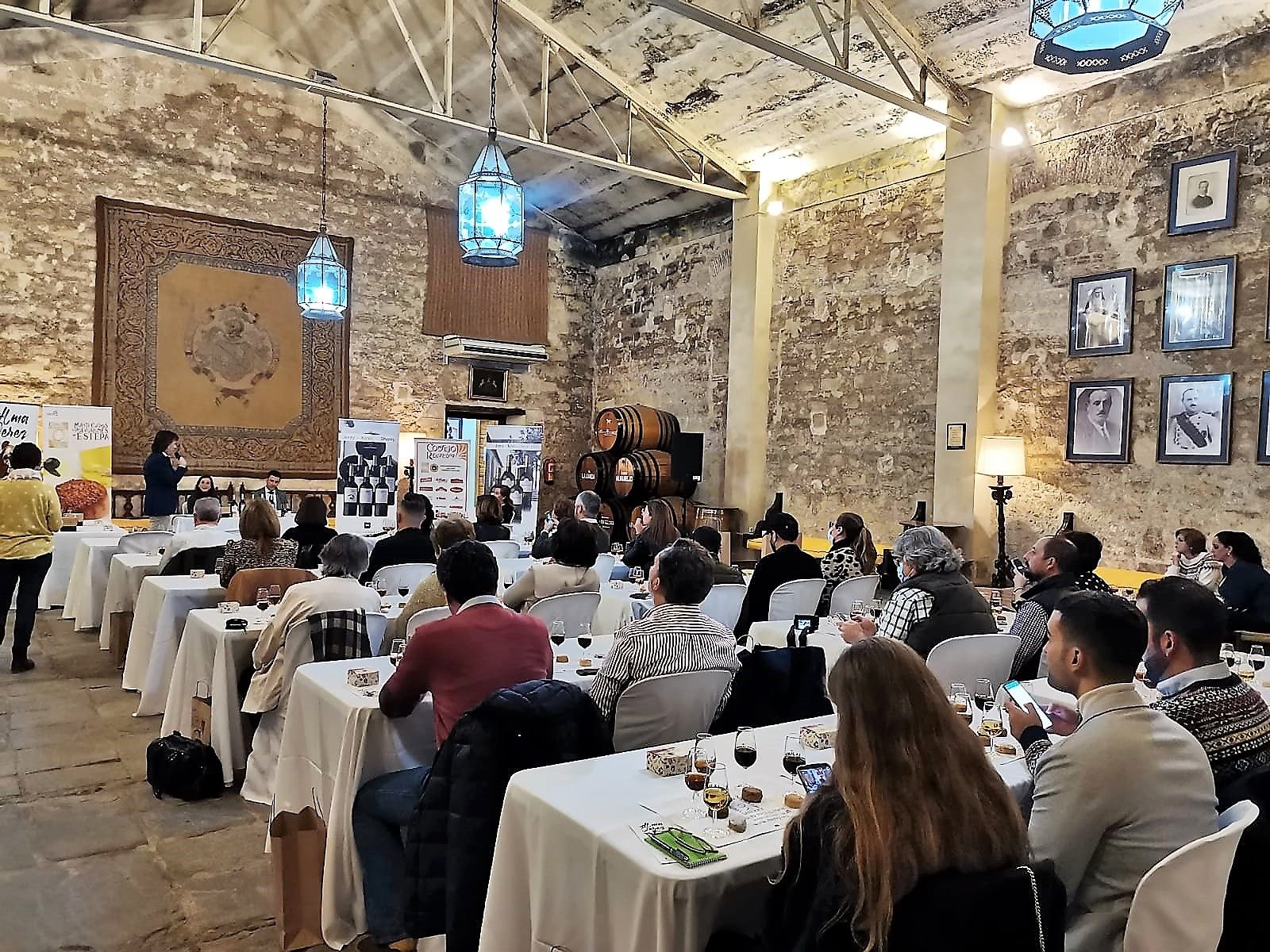 Los vinos de Jerez son maridados con mantecados de Estepa en la Sherry Week 2021