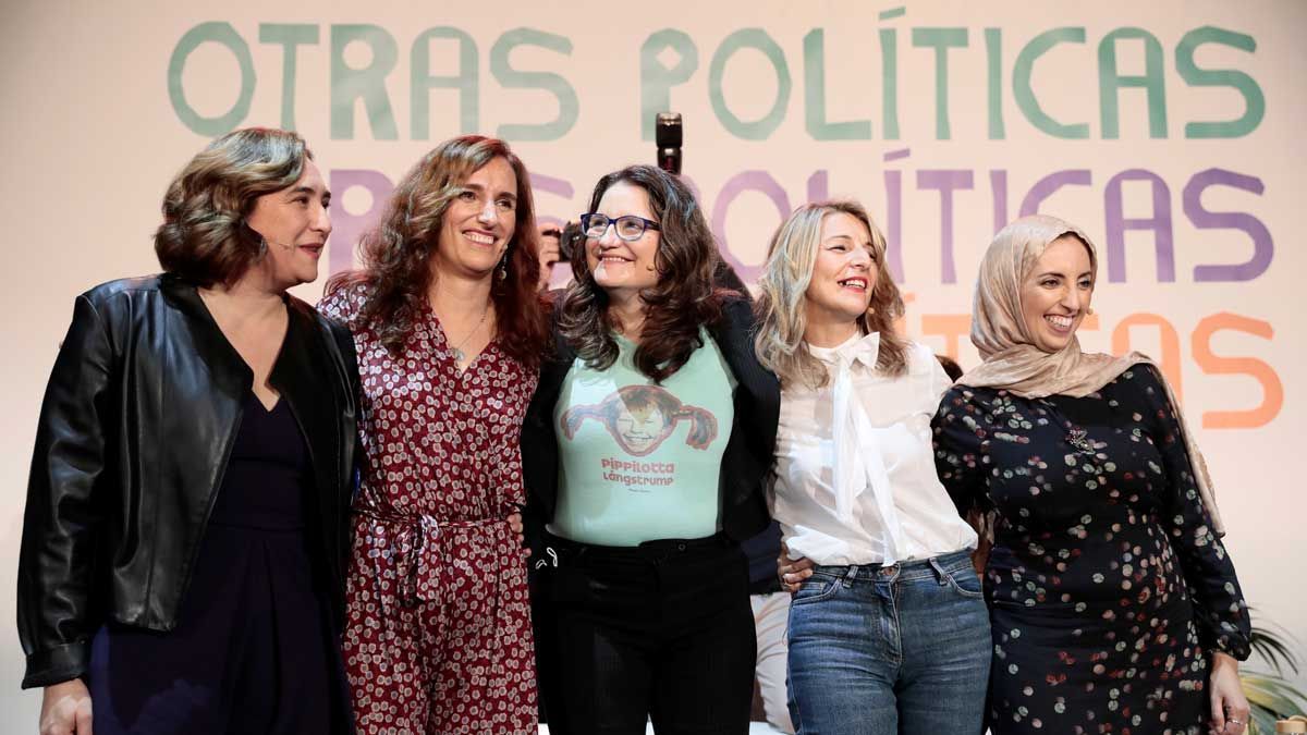 De izquierda a derecha, Ada Colau, Mónica García, Mónica Oltra, Yolanda Díaz y Fátima Hamed.