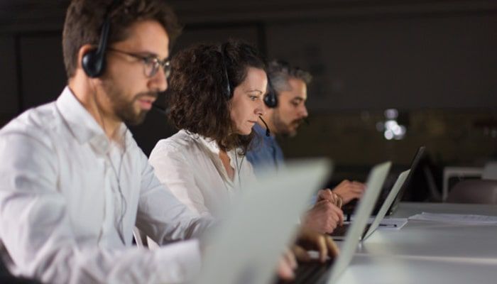 Todos nuestros agentes están ocupados.