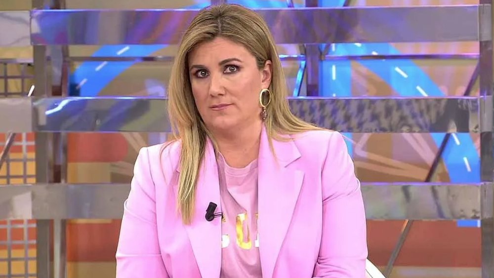 Carlota Corredera, en 'Sálvame', ha sido premiada en el Parlamento andaluz.