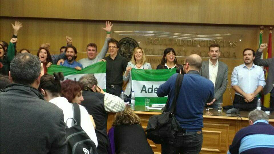 Un momento del acto celebrado en Granada.