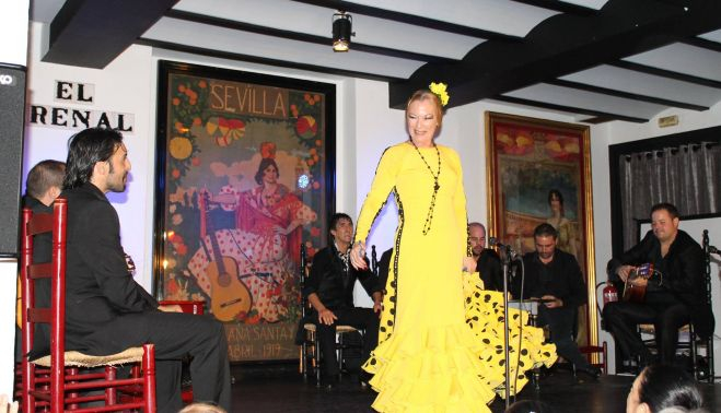 Un espectáculo flamenco en el Tablao El Arenal.