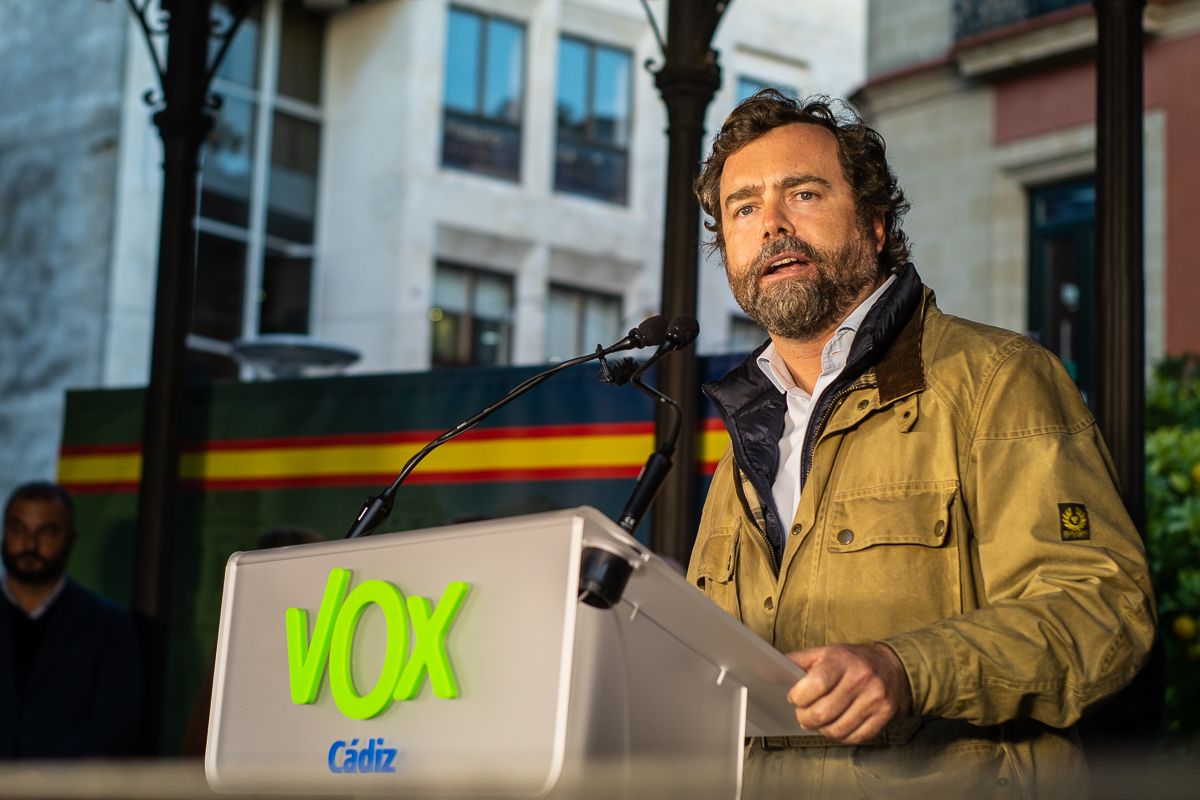 Iván Espinosa de los Monteros, portavoz de Vox en el Congreso, en un mitin en Jerez.