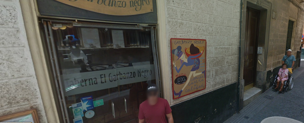 El garbanzo negro, el bar de Cádiz que pide a negacionistas que no entren.