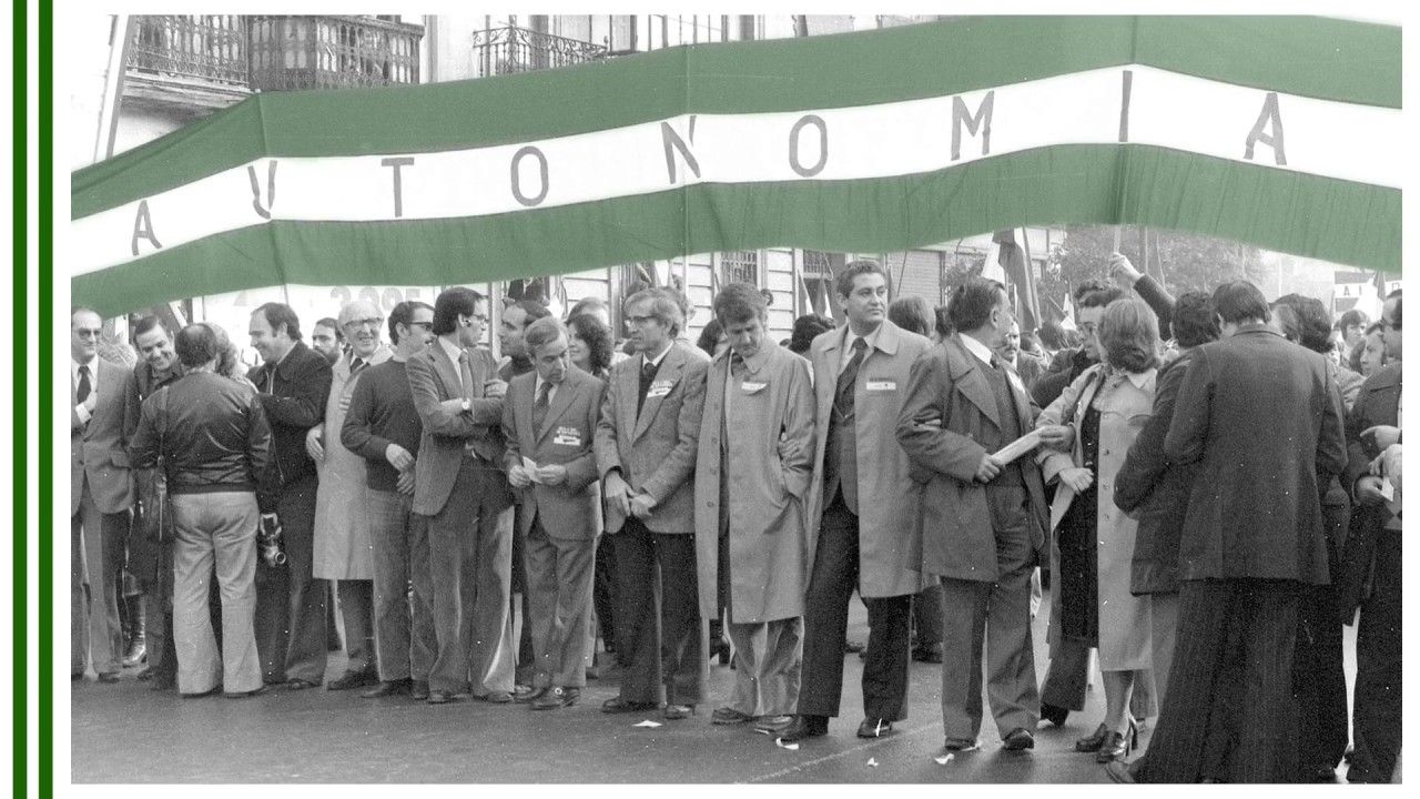 Manifestación por la autonomía andaluza el 4 de diciembre de 1977. 'Sin animo de ofender', de M. J. Garnica.