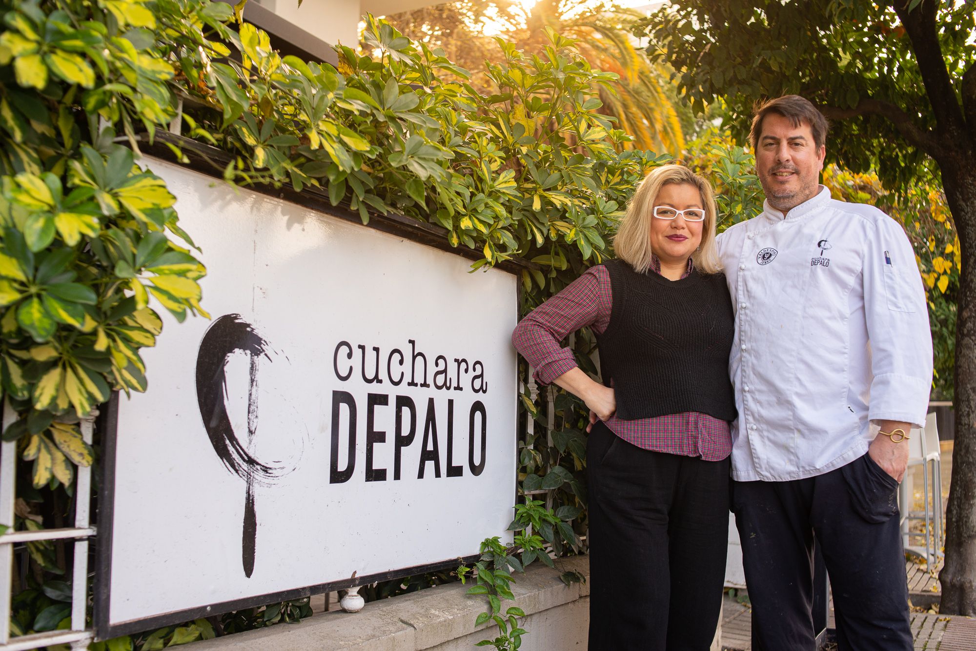 Carlos y su mujer Angy, gerentes del restaurante Cuchara de Palo en Jerez.