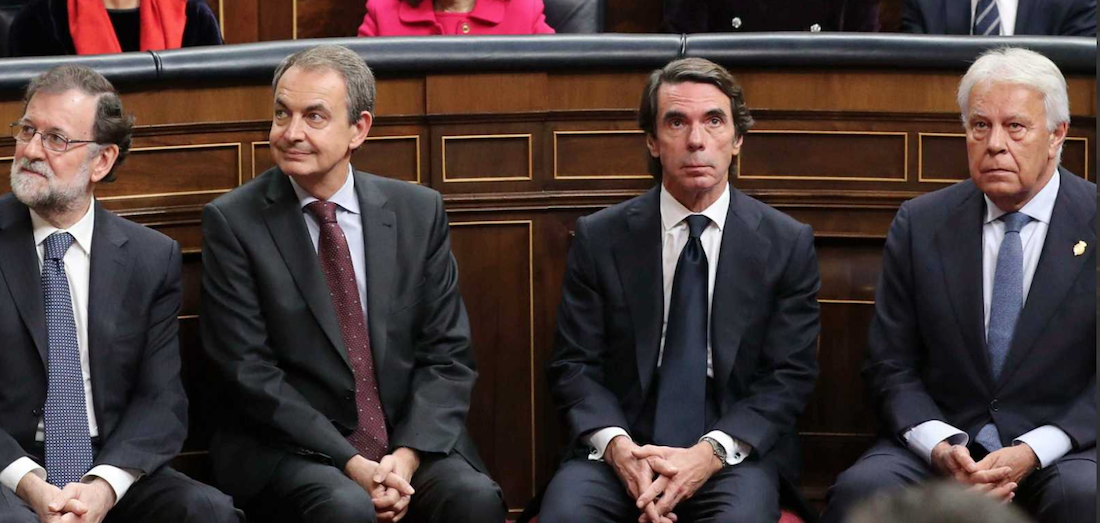 Los expresidentes Rajoy, Zapatero, Aznar y González, durante el aniversario de la Constitución. FOTO: RTVE