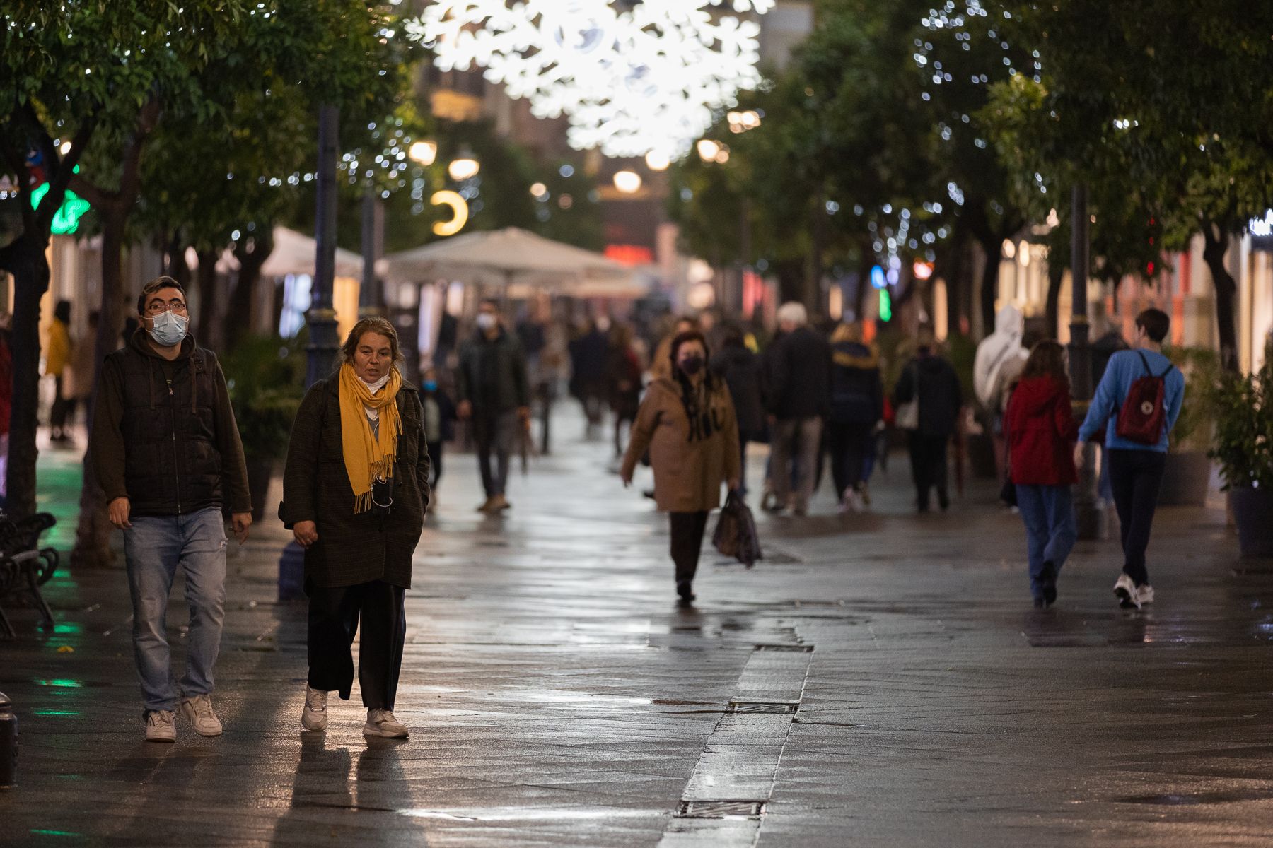 Calle Larga, en Jerez, con luces de Navidad, el pasado diciembre.