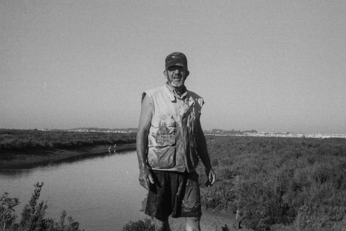 Antonio se ha criado por estos terrenos desde pequeño