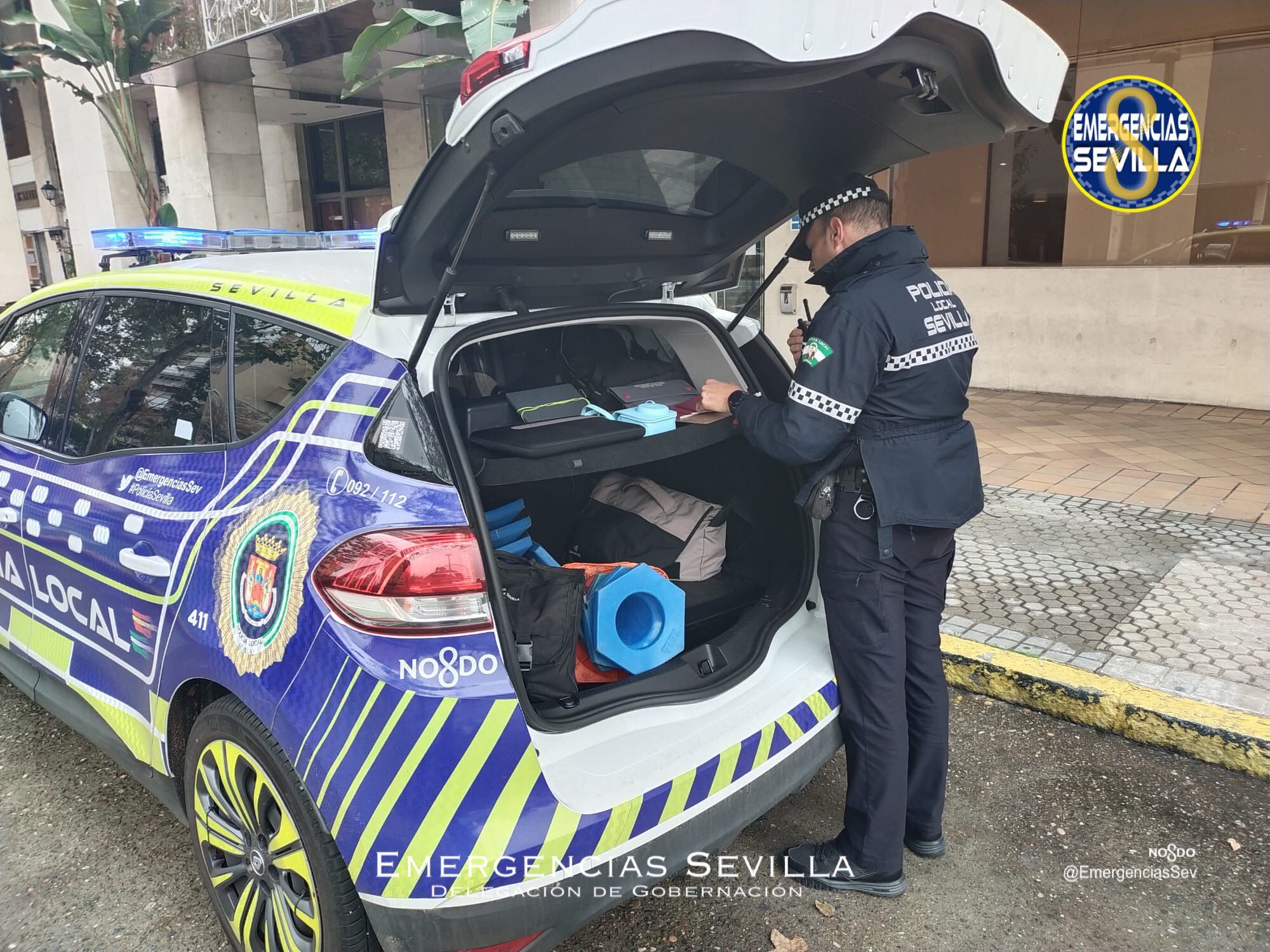 La Policía salva a unos turistas de una pesadilla: perdieron una mochila con el pasaporte en Sevilla