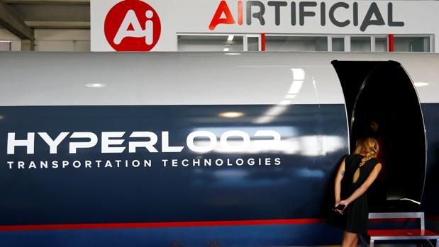 Airtificial fabricará primer tramo del tubo por el que viajará el Hyperloop. 