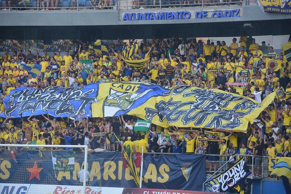 La afición cadista tiene que responder con un ejercicio de madurez.   CADIZCF