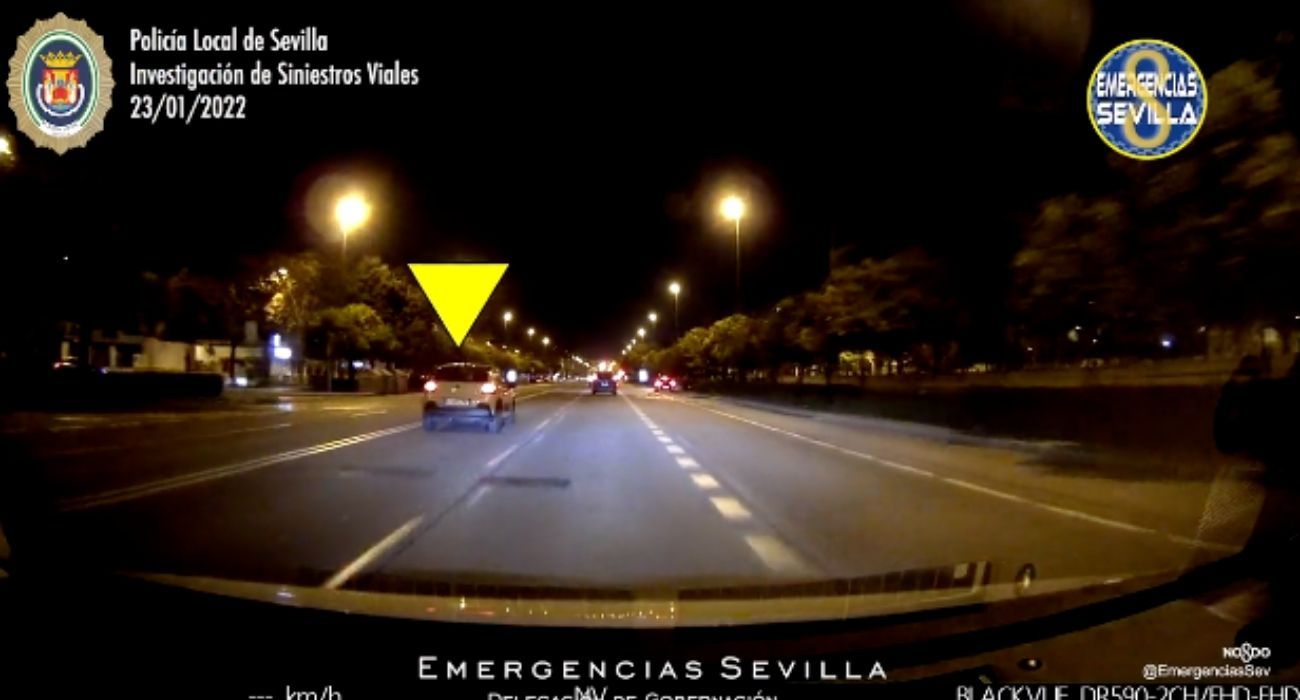 Así fue la actuación de un taxista que permitió identificar el coche del conductor fugado en Sevilla.