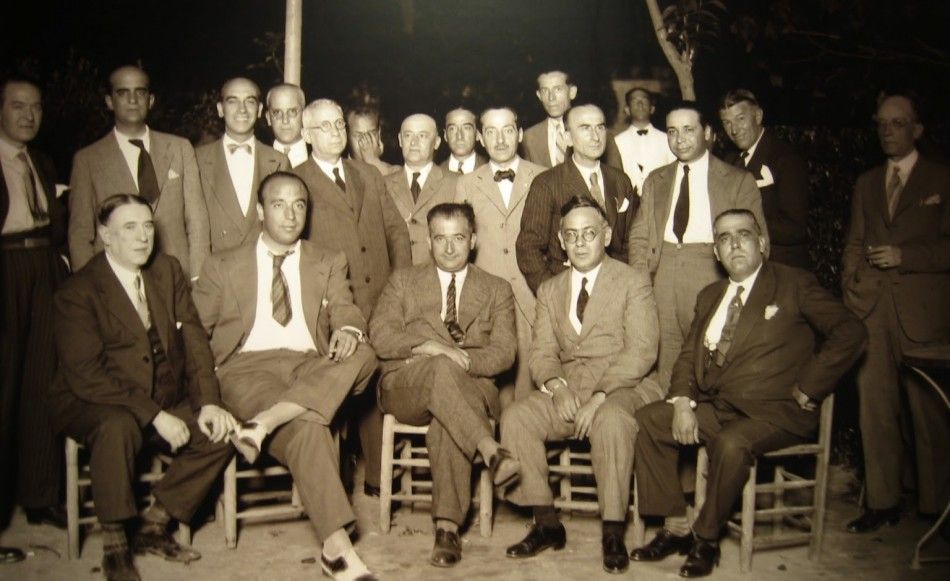 Blas Infante junto a otras figuras del andalucismo histórico que suscribieron el Manifiesto de la Nacionalidad, en una imagen de archivo