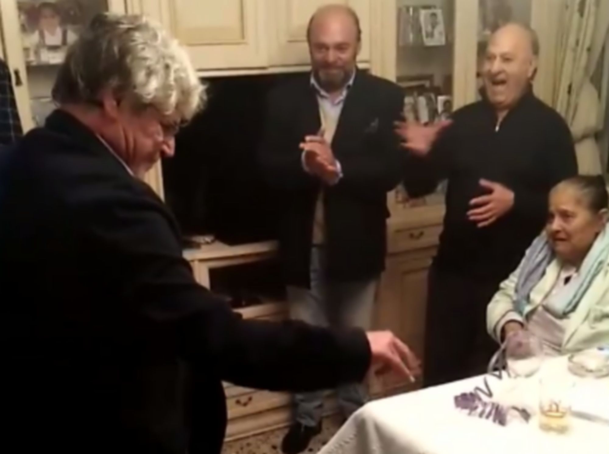 Dieguito de la Margara bailando en Nochevieja