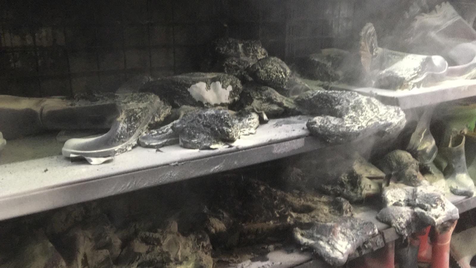 El incendio en el expositor de zapatos del bazar de Tarifa