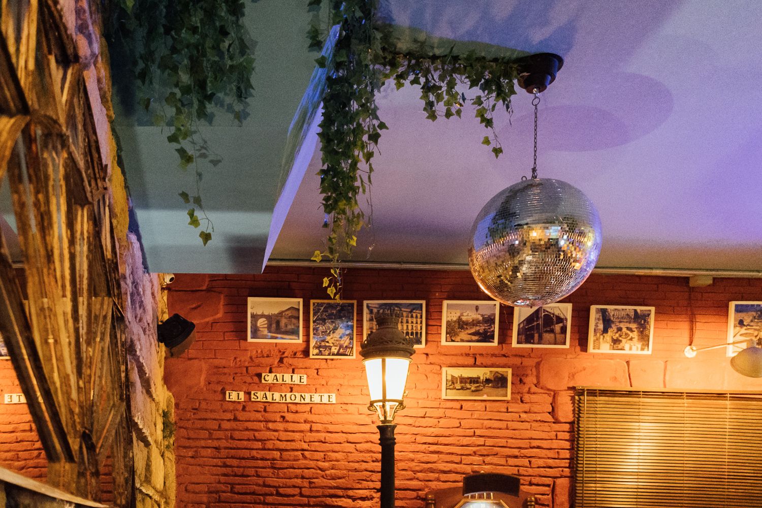 El particular rótulo del Urbano: calle de Salmonete