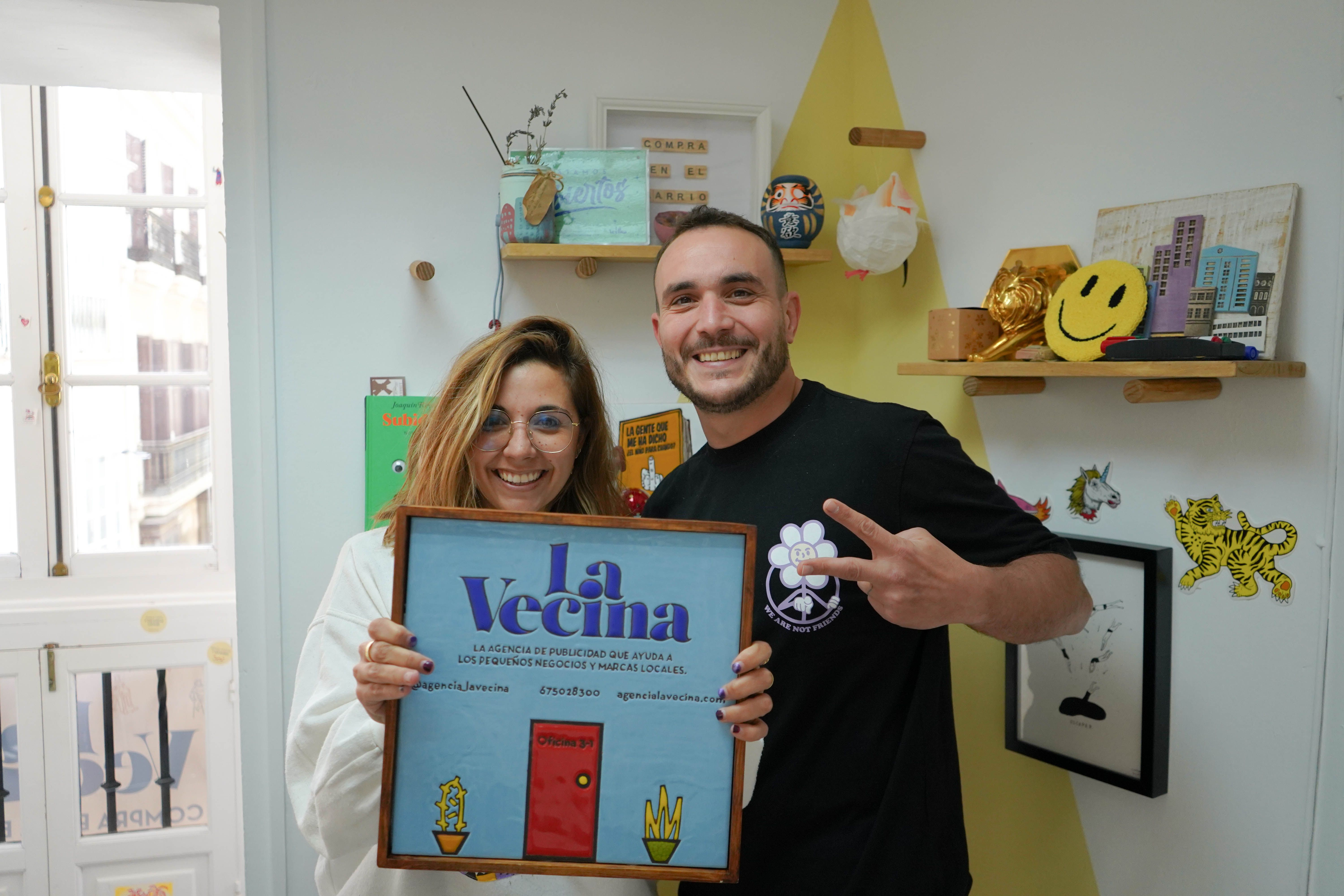 Santiago Silvero y Sonia Romero, fundadores de la agencia La Vecina en Cádiz. CEDIDA