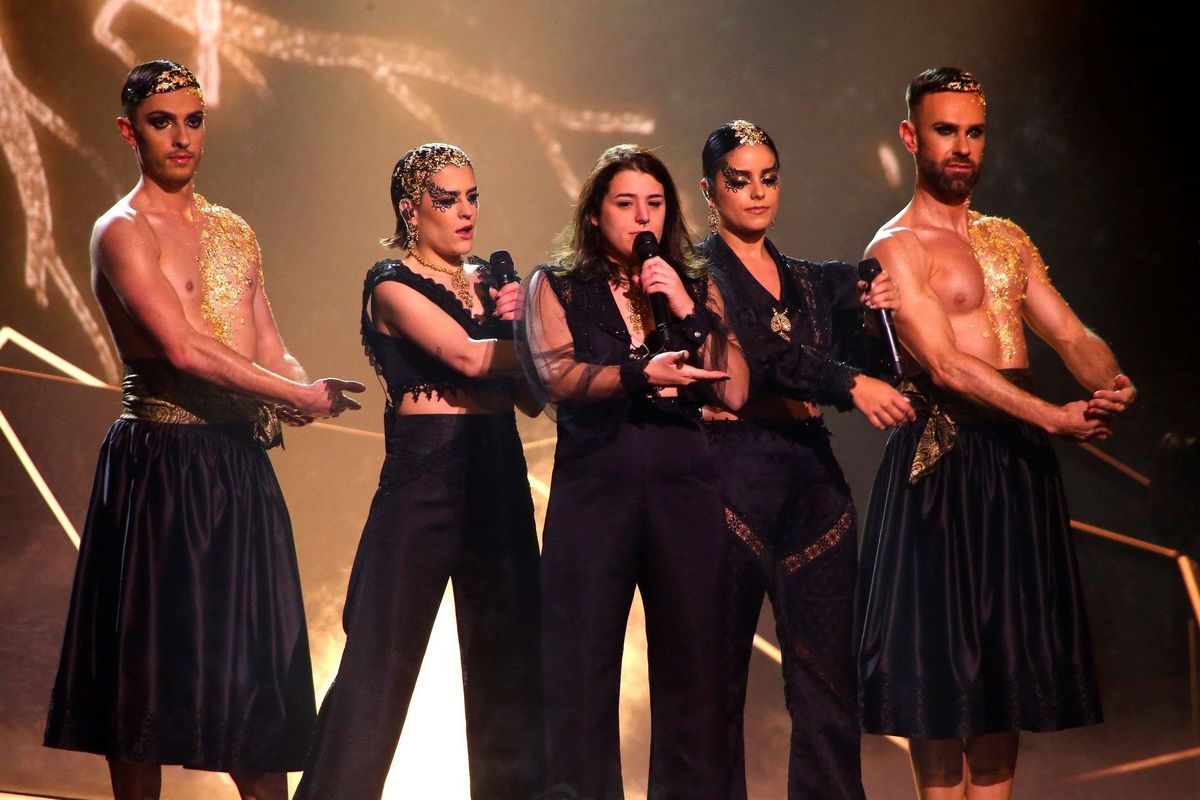 Tanxugueiras interpretan Terra en la primera semifinal de Benidorm Fest.