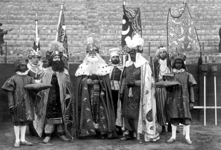 En 1918, el ateneo de Sevilla organizó una cabalgata de Reyes Magos para los niños pobres. FOTO: @SevillaInsolita