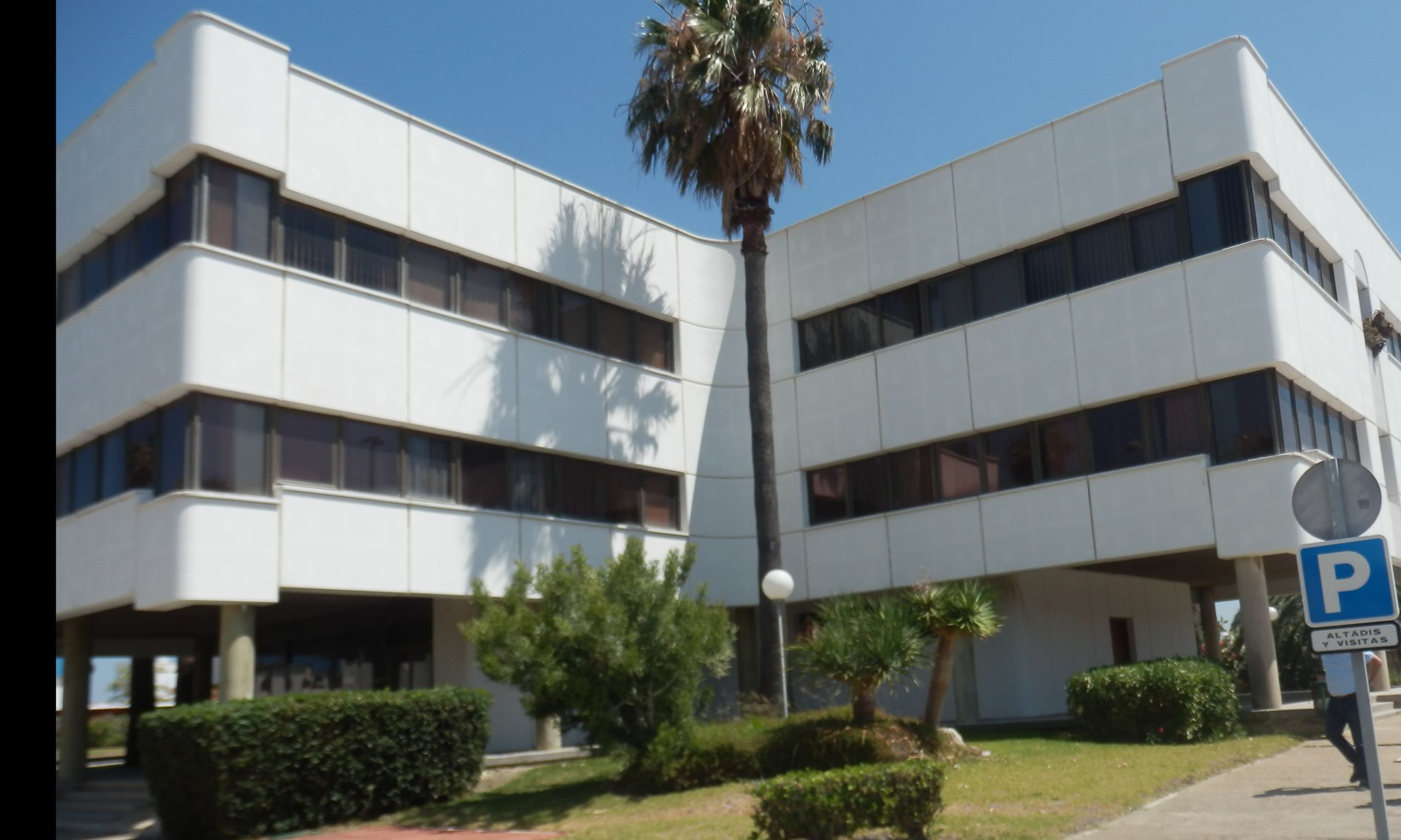 Adjudicación del edificio en cruz ubicado en Altadis que ocupará la Guardia Civil en Cádiz.