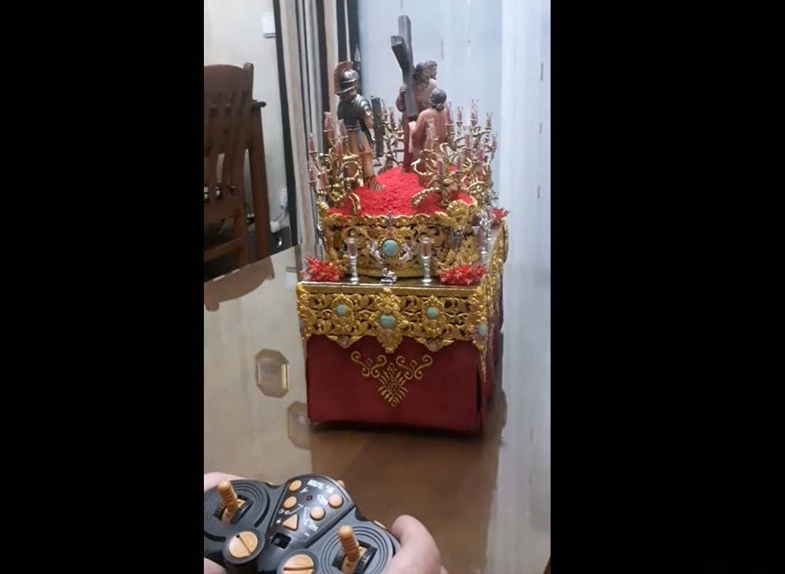 Paso en miniatura de Semana Santa.