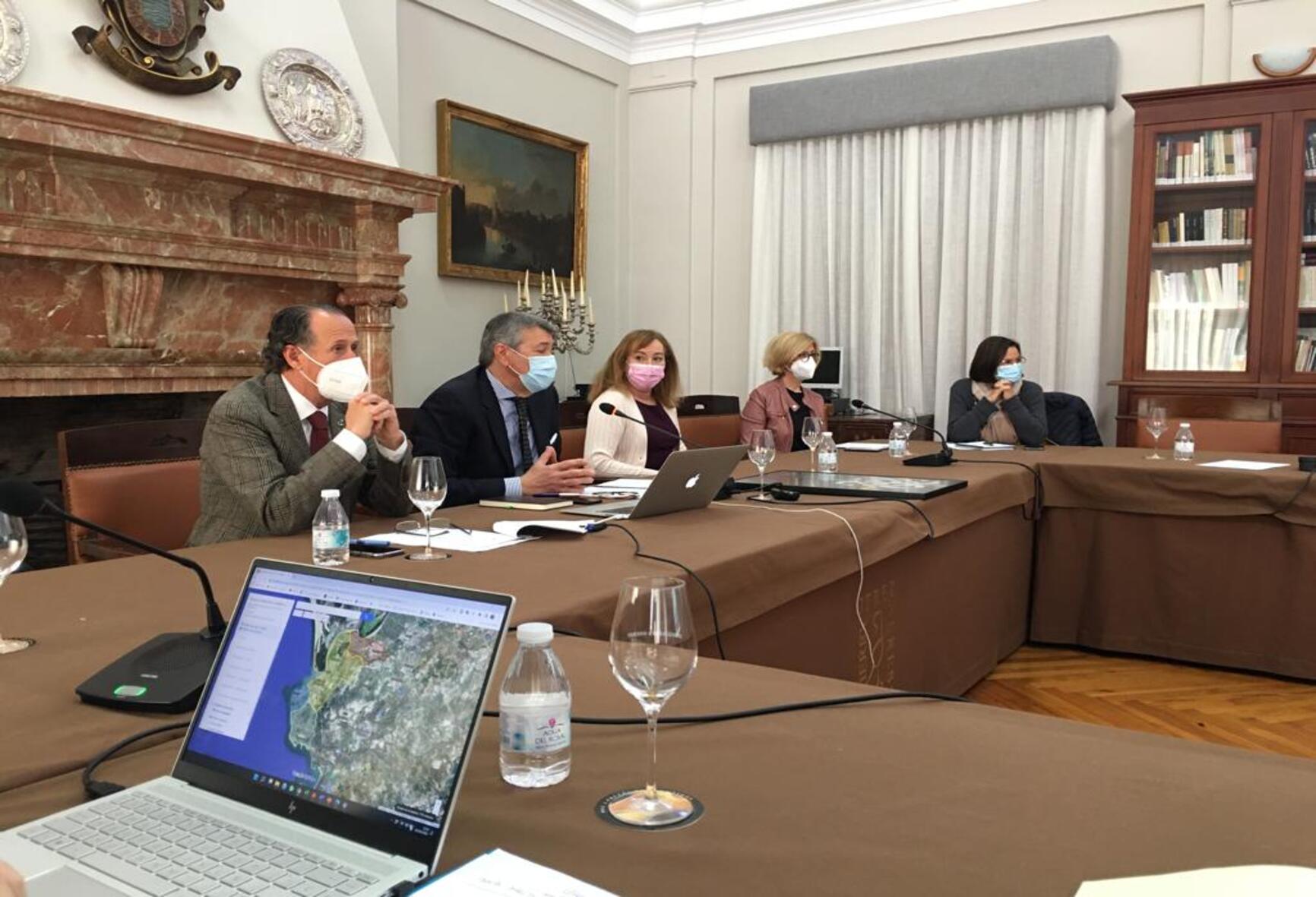 La asamblea general de la Asociación Ruta del Vino de Jerez aprueba proteger el paisaje del viñedo