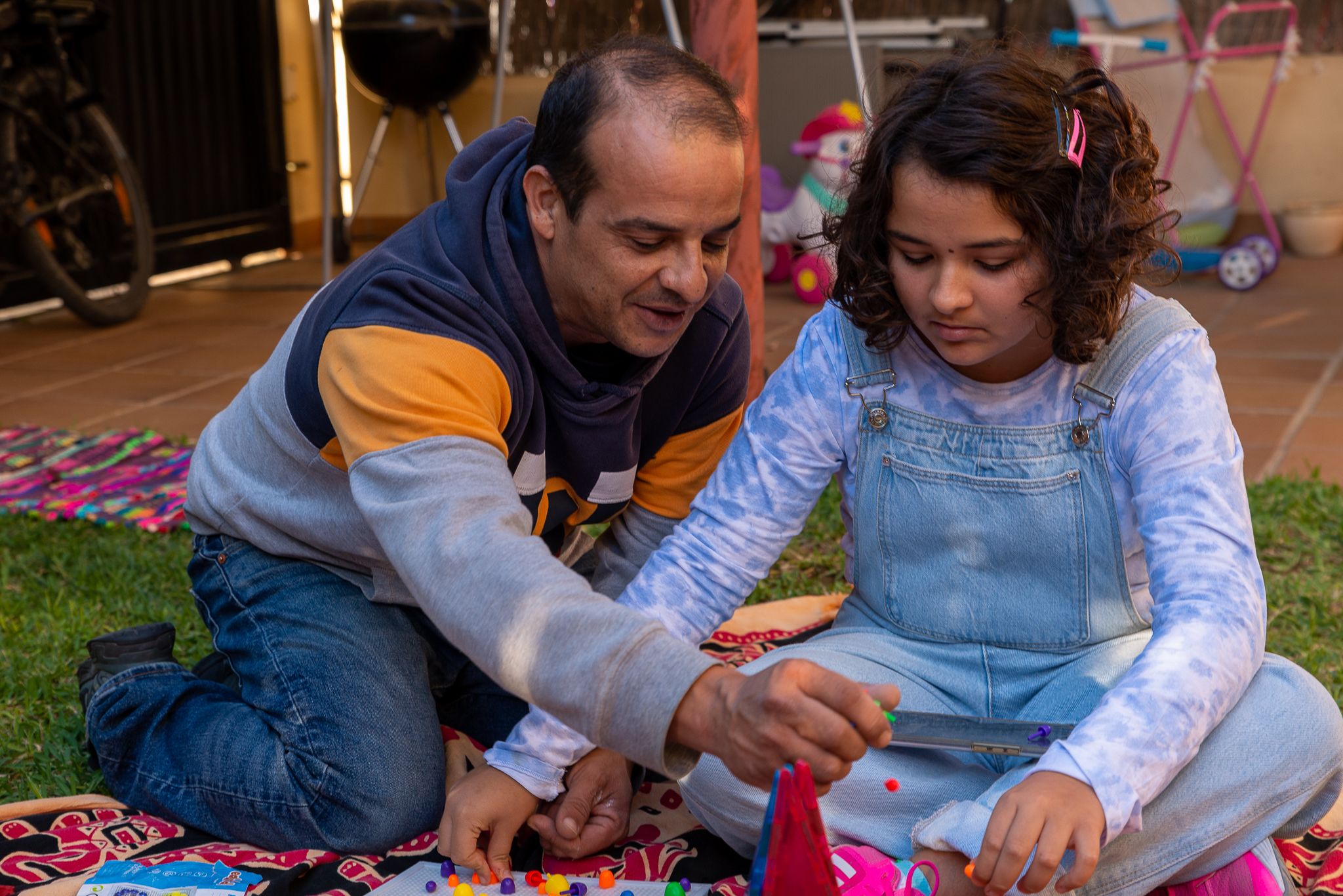Autismo Cádiz ha lanzado campañas como 'Igualmente visibles, igualmente responsables' para visibilizar la responsabilidad compartido en los cuidados de niños y niñas con TEA. 