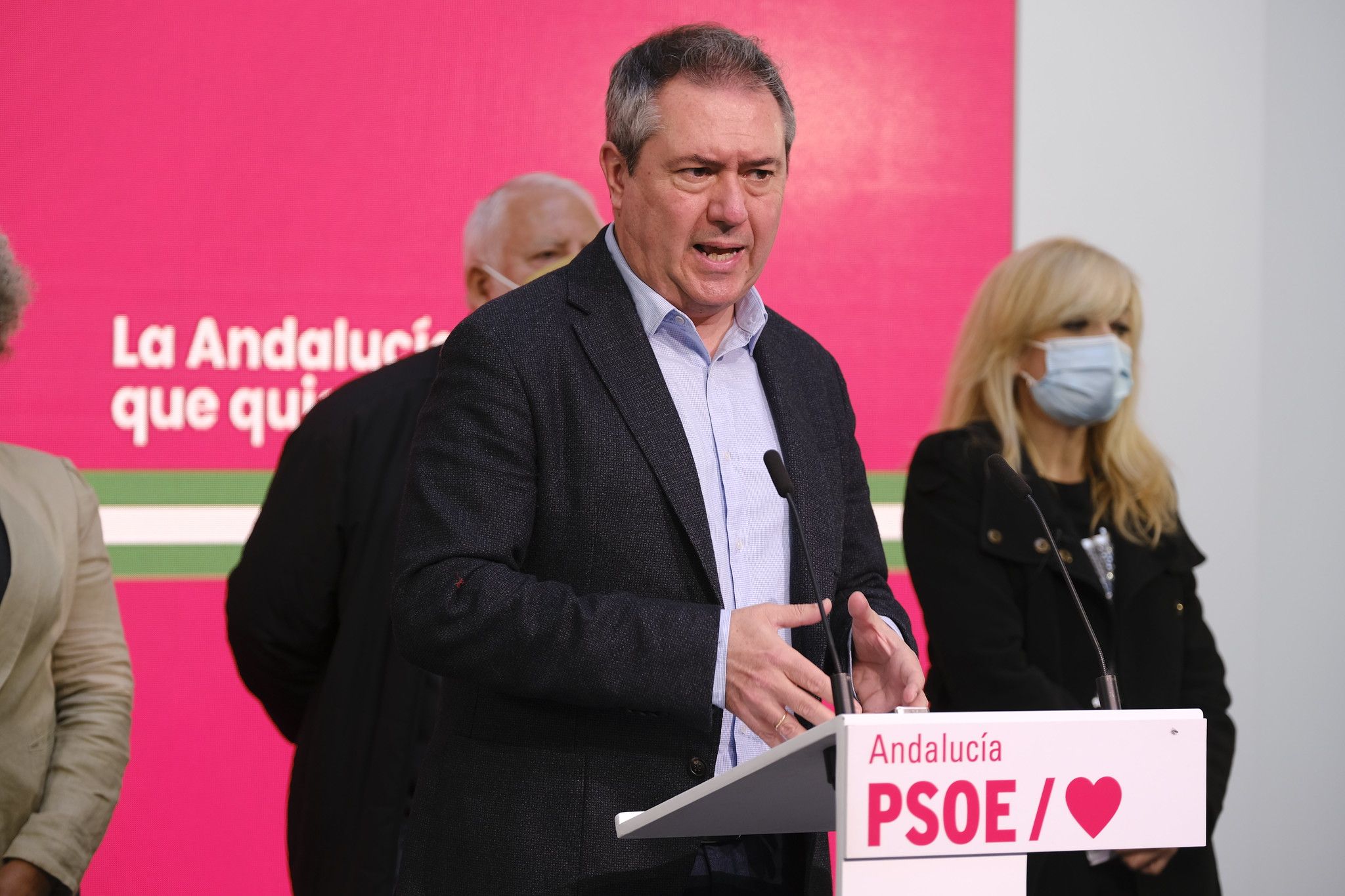 Juan Espadas en la sede del PSOE.