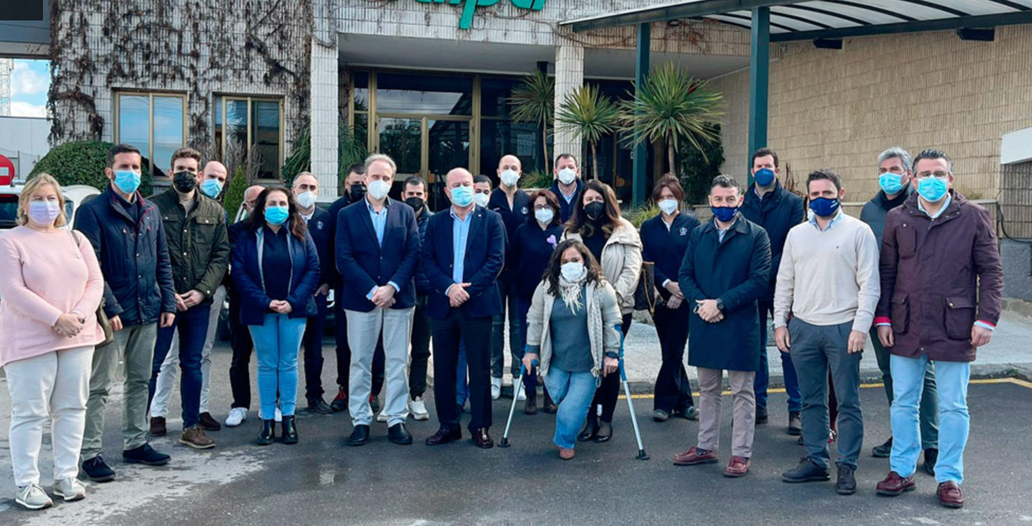 Manifestación por la agresión entre varias personas a una trabajadora con discapacidad en Antequera