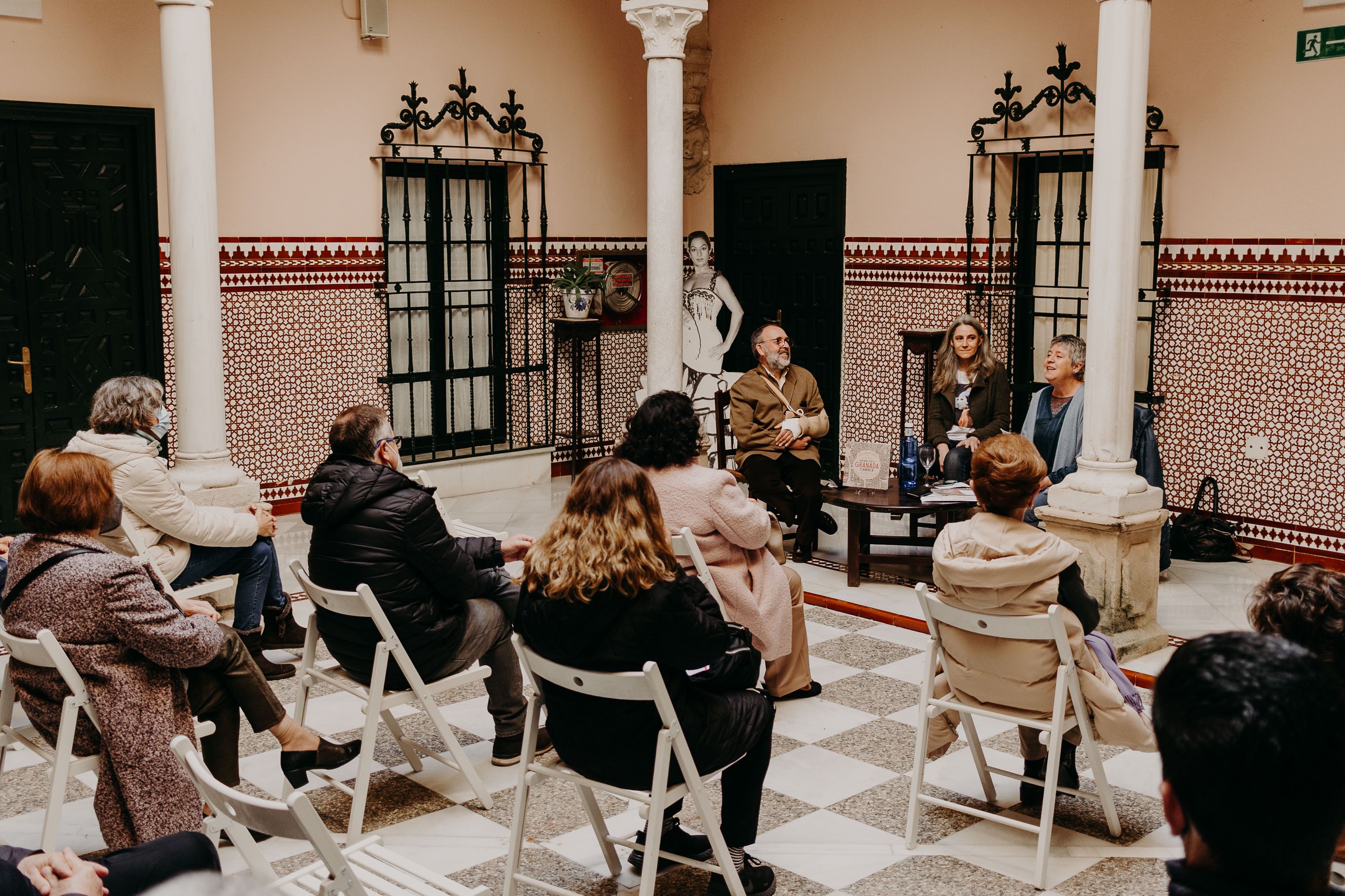 Presentación de 'Paseando por la Granada flamenca' en el Centro Andaluz del Flamenco de Jerez, junto a Manuel Loreto y María Jesús Ruiz