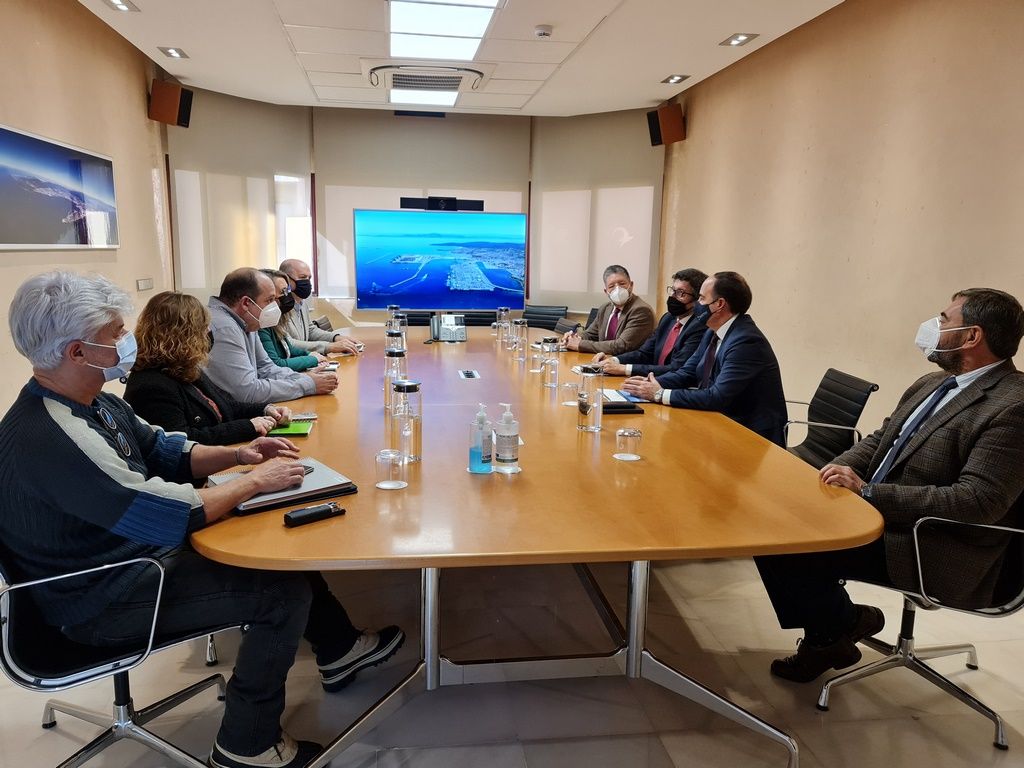 Un momento de la reunión con Puertos del Estado.