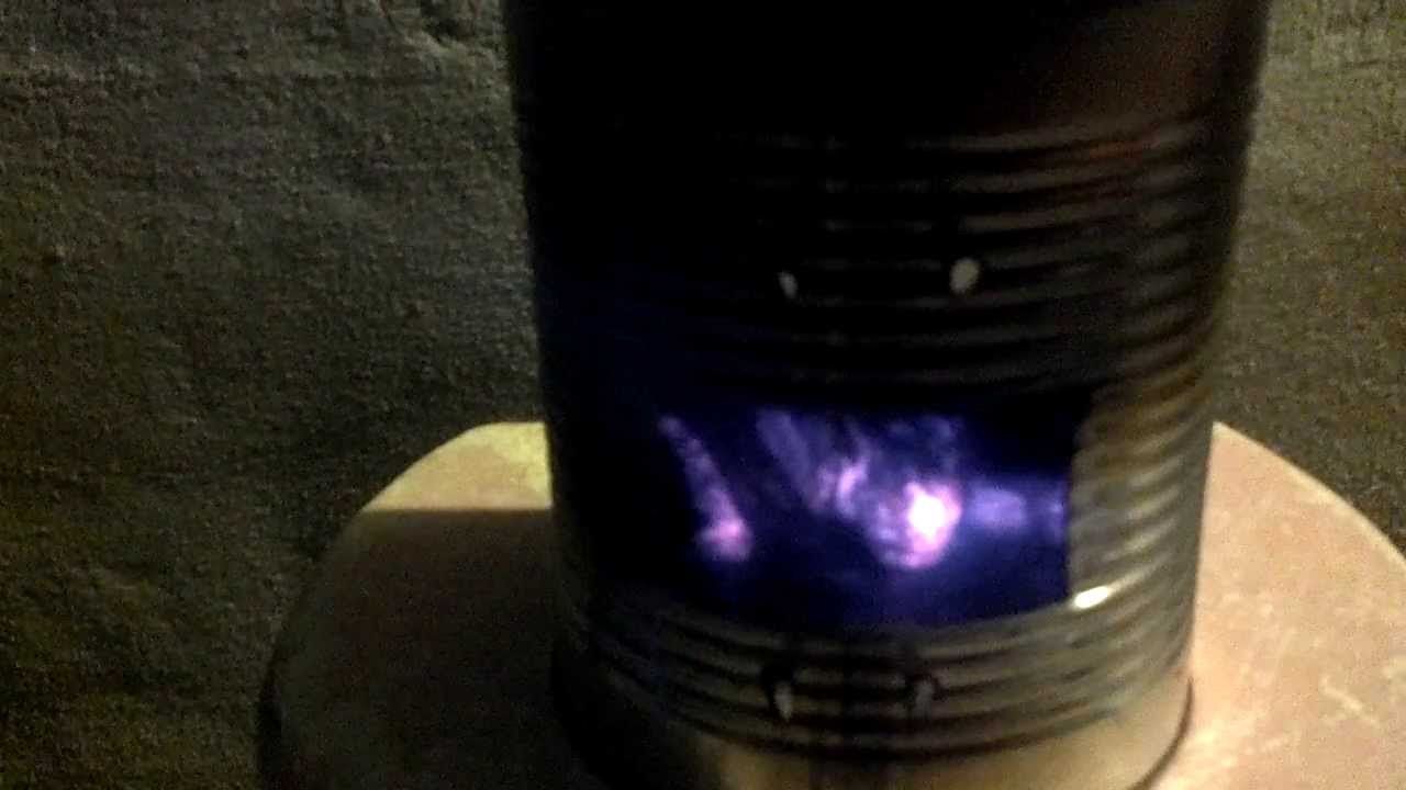 Una estufa de carbón casera. 