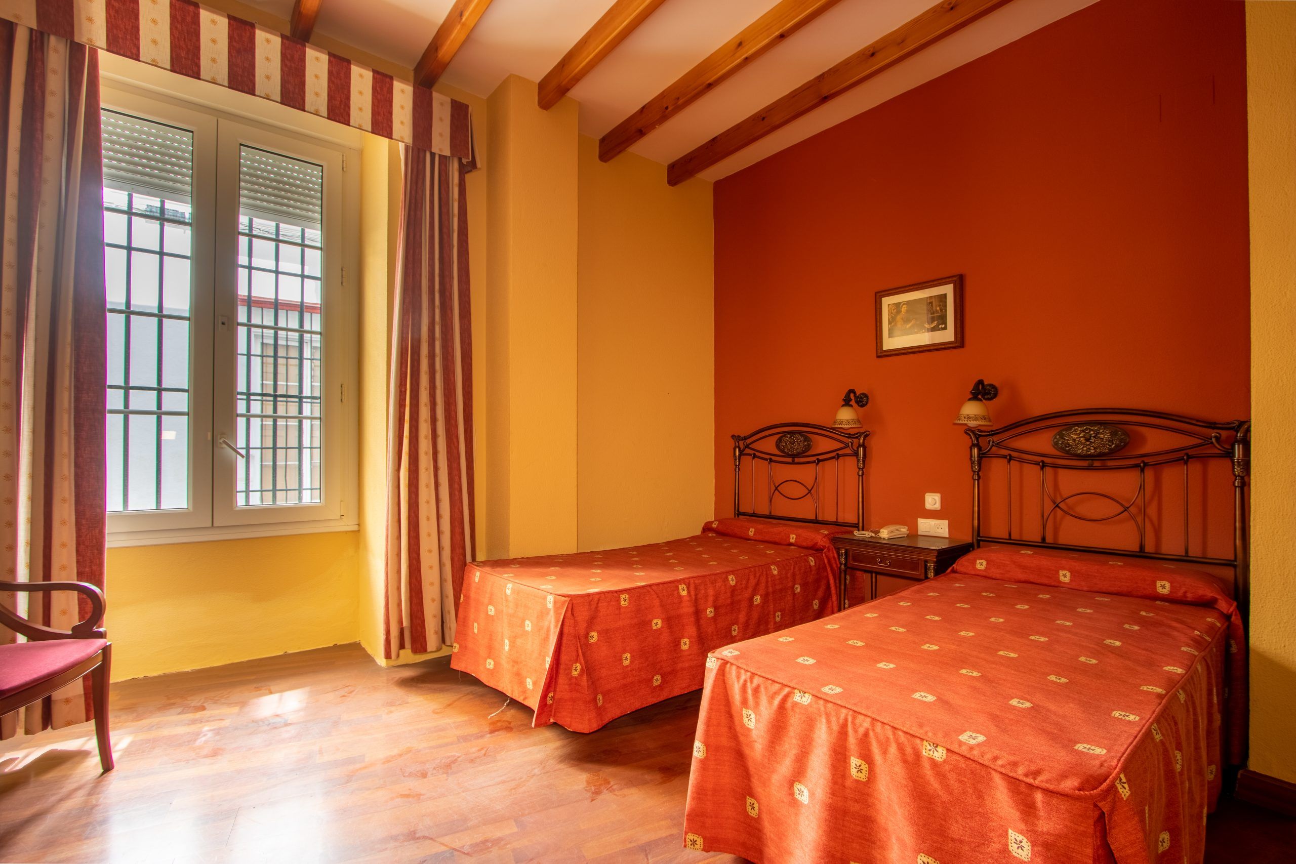 Una de las habitaciones del complejo hotelero