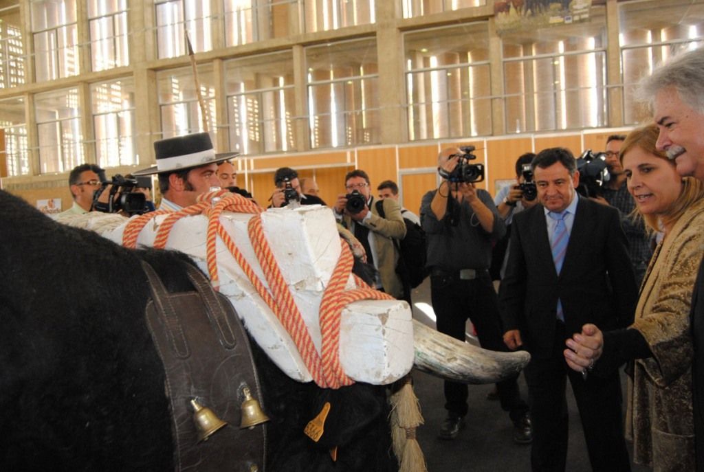 Loaiza-con-Garcia-Pelayo-y-Aurelio-Sanchez-en-Fegasur-1024x687