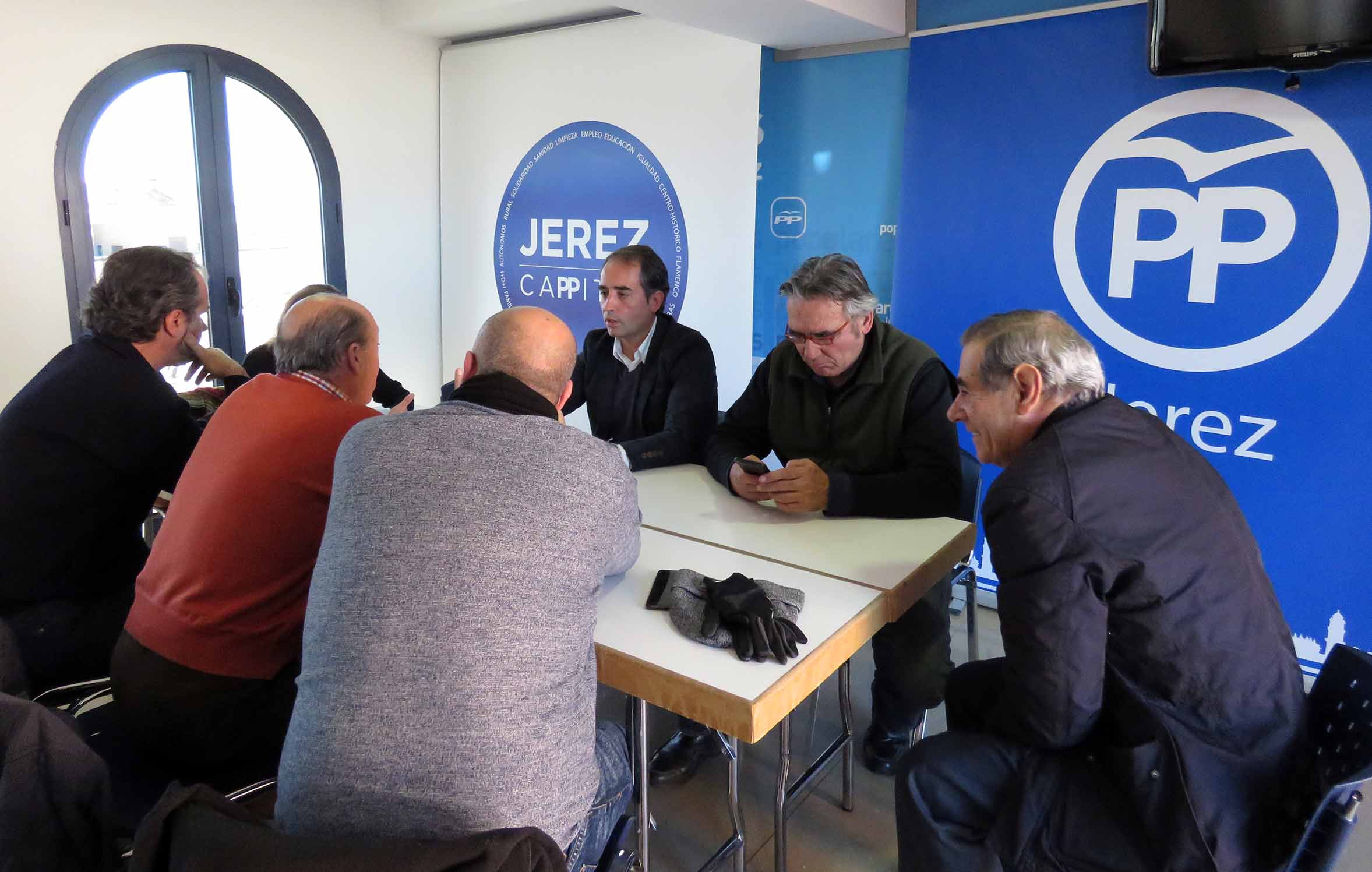 Reunión de Saldaña y Durante con miembros de la CGT.