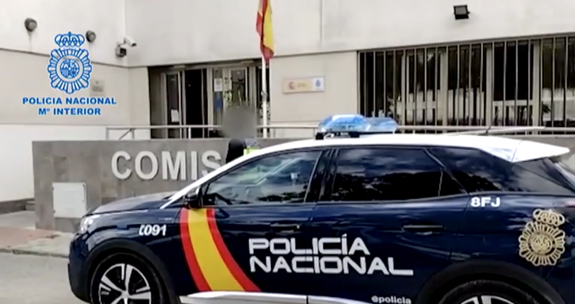 La Policía Nacional, en una imagen de archivo, Se entrega en Sevilla el presunto autor de matar a tiros a un hombre de 46 años en Madrid